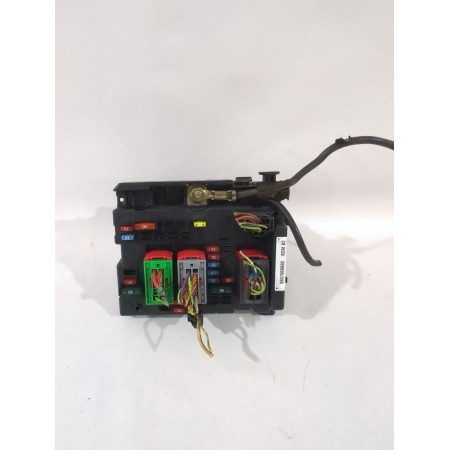 Recambio de caja reles / fusibles para peugeot 206 hatchback (2a/c) 1.4 hdi eco 70 referencia OEM IAM 6556KZ  