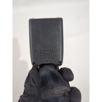 Recambio de enganche cinturon trasero derecho para peugeot 107 (pm_, pn_) 1.4 hdi referencia OEM IAM E034501  