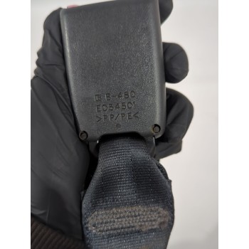 Recambio de enganche cinturon trasero izquierdo para peugeot 107 (pm_, pn_) 1.4 hdi referencia OEM IAM E034501  