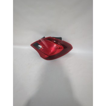 PILOTO TRASERO DERECHO 39090648 