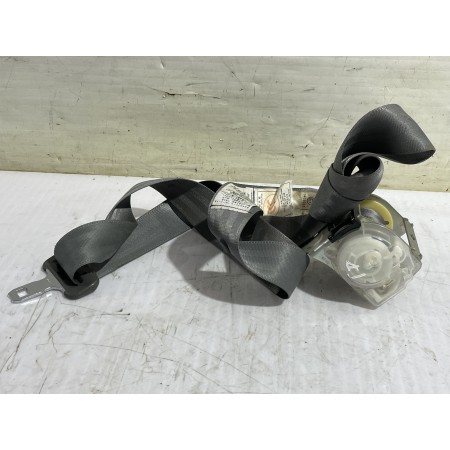 Recambio de cinturon seguridad trasero derecho para toyota prius (nhw20) basis referencia OEM IAM 7336047041B0  