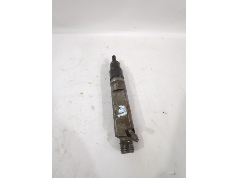 Recambio de inyector para seat ibiza ii (6k1) 1.9 sdi referencia OEM IAM 028130203E  