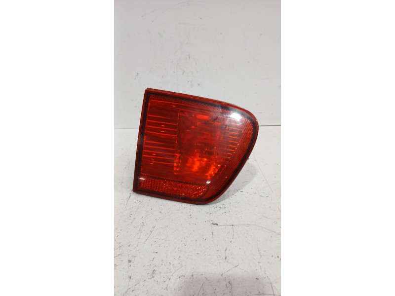 Recambio de piloto trasero izquierdo interior para seat ibiza ii (6k1) 1.9 sdi referencia OEM IAM 6K6945107C  