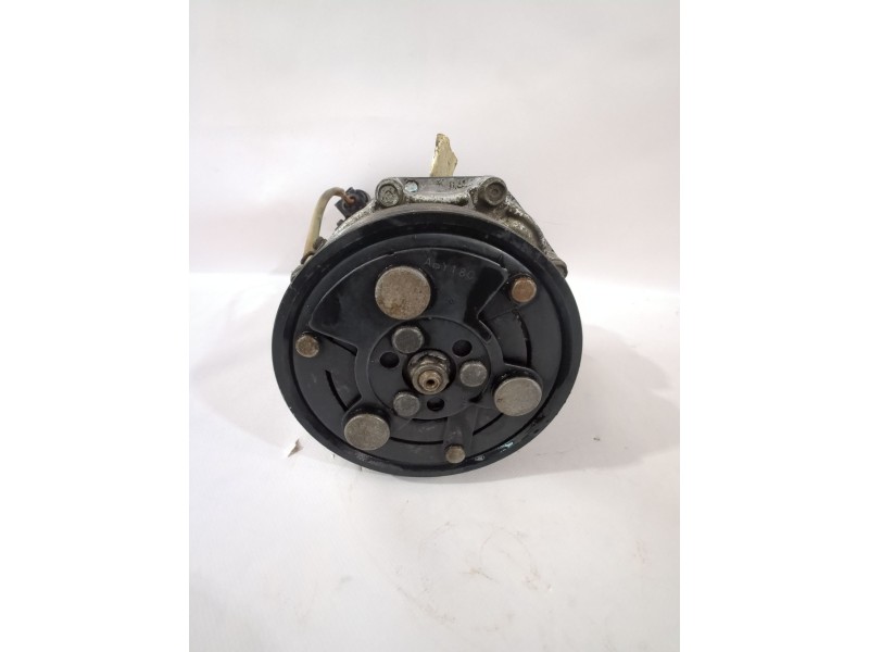 Recambio de compresor aire acondicionado para seat ibiza ii (6k1) 1.9 sdi referencia OEM IAM 1J0820805  