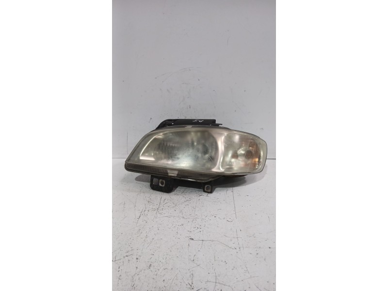 Recambio de faro izquierdo para seat ibiza ii (6k1) 1.9 sdi referencia OEM IAM 6K1941043A  