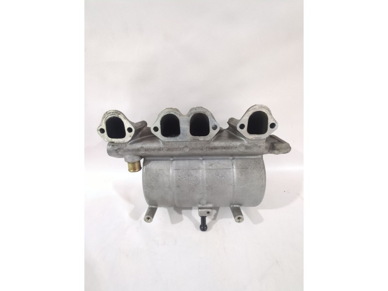 Recambio de colector admision para volkswagen polo iv (9n_, 9a_) 1.9 sdi referencia OEM IAM 03E129711C  