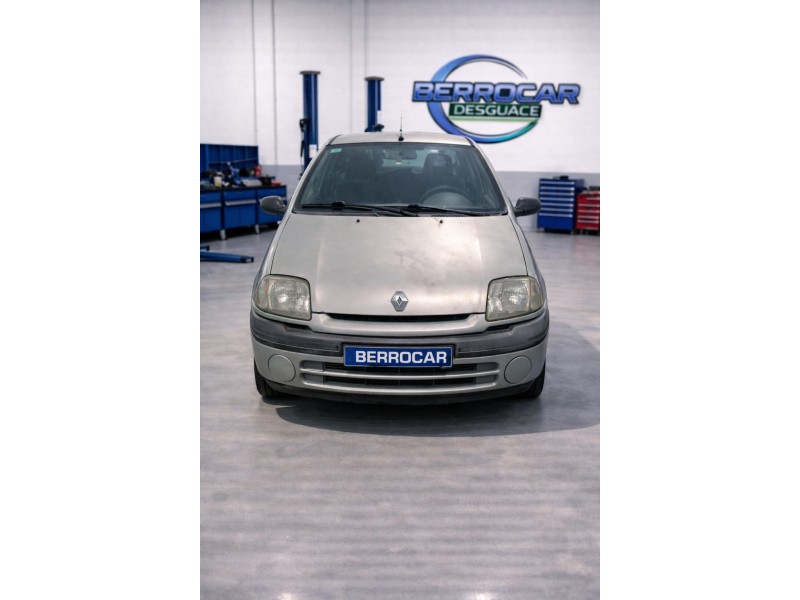 renault clio ii (bb_, cb_) del año 1999