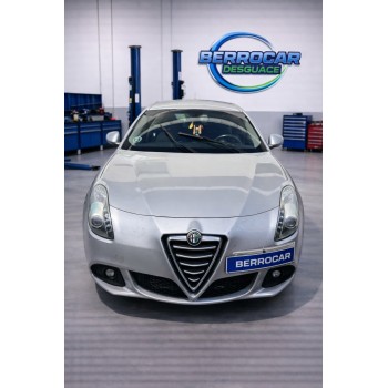 alfa romeo giulietta (940_) del año 2015