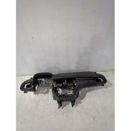 Recambio de salpicadero para opel corsa e (x15) 1.4 (08, 68) referencia OEM IAM 13377932  