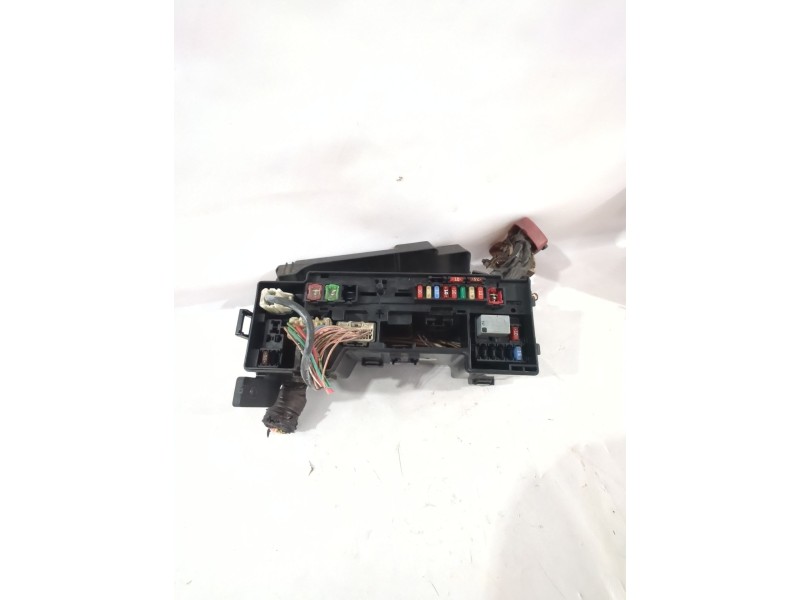 Recambio de caja reles / fusibles para citroën c1 (pm_, pn_) 1.4 hdi referencia OEM IAM 5014P01  