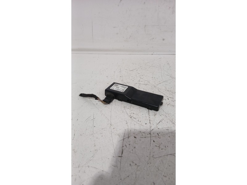 Recambio de modulo electronico para opel corsa e (x15) 1.4 (08, 68) referencia OEM IAM 13503204  