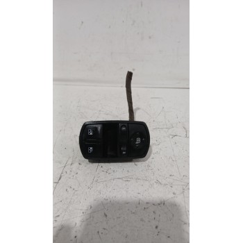 MANDO ELEVALUNAS DELANTERO IZQUIERDO 13430017 