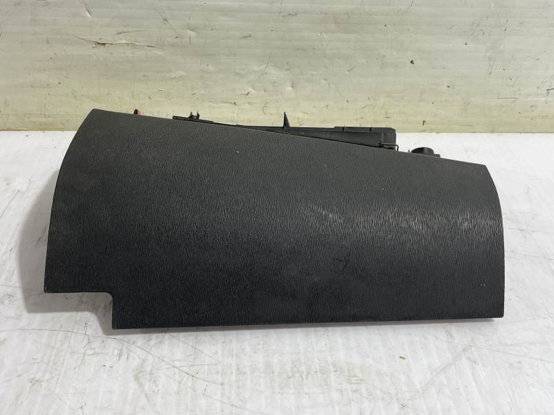 Recambio de guantera para toyota prius (nhw20) basis referencia OEM IAM 5553147050  