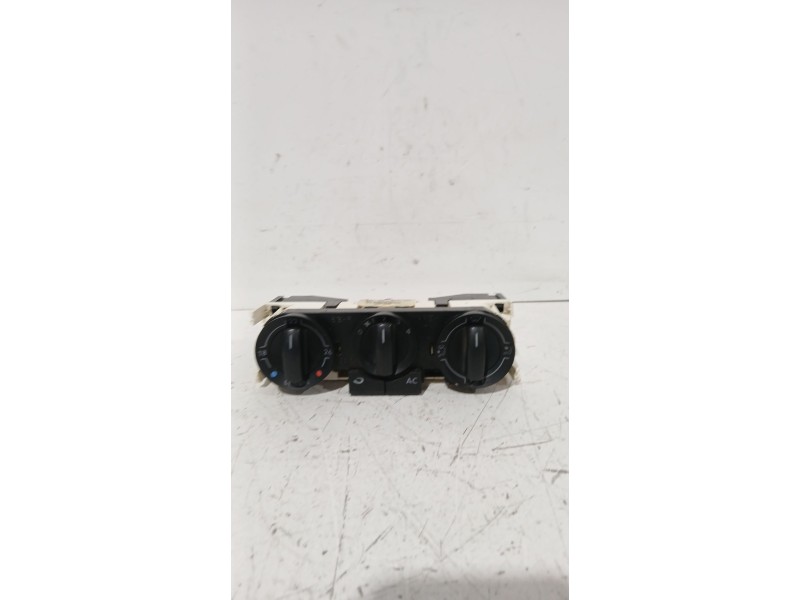 Recambio de mando calefaccion / aire acondicionado para volkswagen polo iv (9n_, 9a_) 1.9 sdi referencia OEM IAM 6Q0820045H  