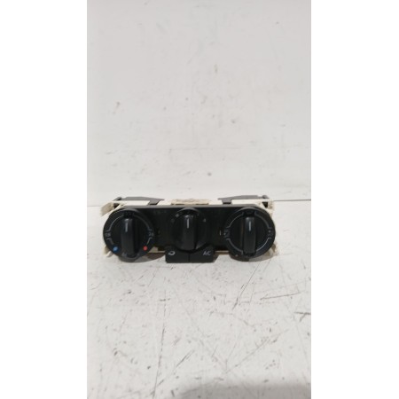 Recambio de mando calefaccion / aire acondicionado para volkswagen polo iv (9n_, 9a_) 1.9 sdi referencia OEM IAM 6Q0820045H  