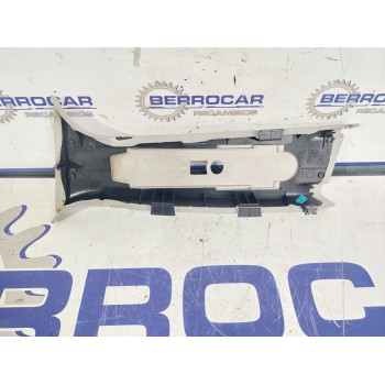 Recambio de moldura lateral para mercedes-benz clase a (w169) 1.7 cat referencia OEM IAM 1696900425  