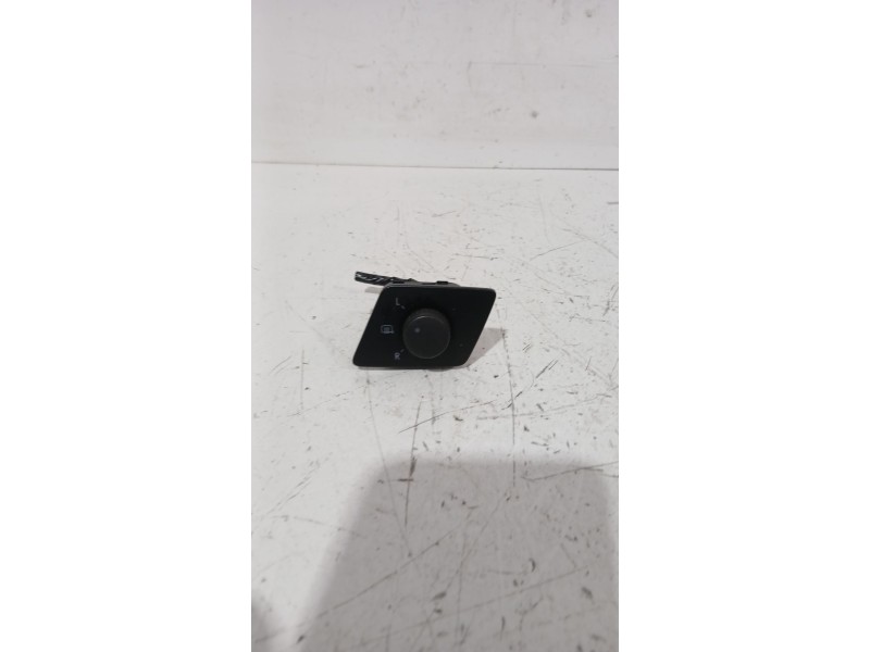 Recambio de mando retrovisor para volkswagen polo iv (9n_, 9a_) 1.9 sdi referencia OEM IAM 6Q1959565H  