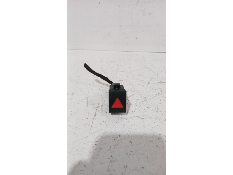 Recambio de warning para volkswagen polo iv (9n_, 9a_) 1.9 sdi referencia OEM IAM 6Q0953235A  