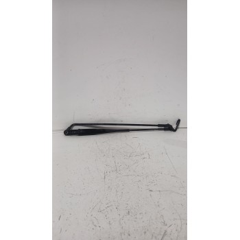 Recambio de brazo limpia delantero derecho para peugeot 107 (pm_, pn_) 1.4 hdi referencia OEM IAM 6405V2  