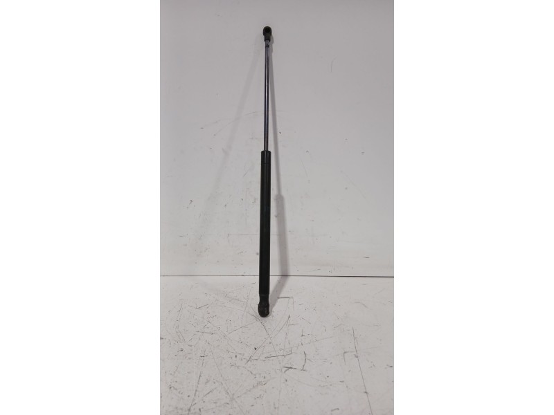 Recambio de amortiguadores capo para volkswagen polo iv (9n_, 9a_) 1.9 sdi referencia OEM IAM 6L6827550B  