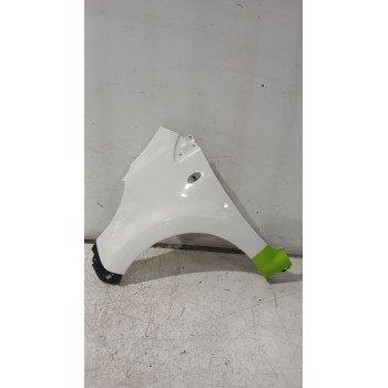 Recambio de aleta delantera izquierda para peugeot 107 (pm_, pn_) 1.4 hdi referencia OEM IAM 7840Q7  