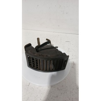 Recambio de rejilla aireadora para volkswagen polo iv (9n_, 9a_) 1.9 sdi referencia OEM IAM 6Q0819704  