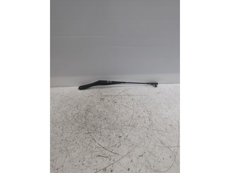 Recambio de brazo limpia delantero izquierdo para opel astra h gtc (a04) 1.7 cdti (l08) referencia OEM IAM 93178941  