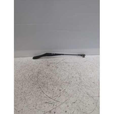 Recambio de brazo limpia delantero izquierdo para opel astra h gtc (a04) 1.7 cdti (l08) referencia OEM IAM 93178941  