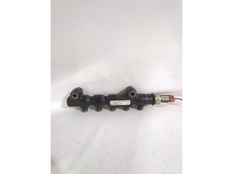 Recambio de rampa inyectora para peugeot 107 (pm_, pn_) 1.4 hdi referencia OEM IAM 1570G2  