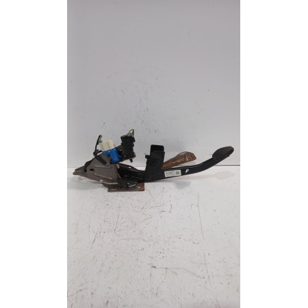 Recambio de pedal freno para ford focus ii sedán (db_, fch, dh) 1.6 tdci referencia OEM IAM 4M512467AN  