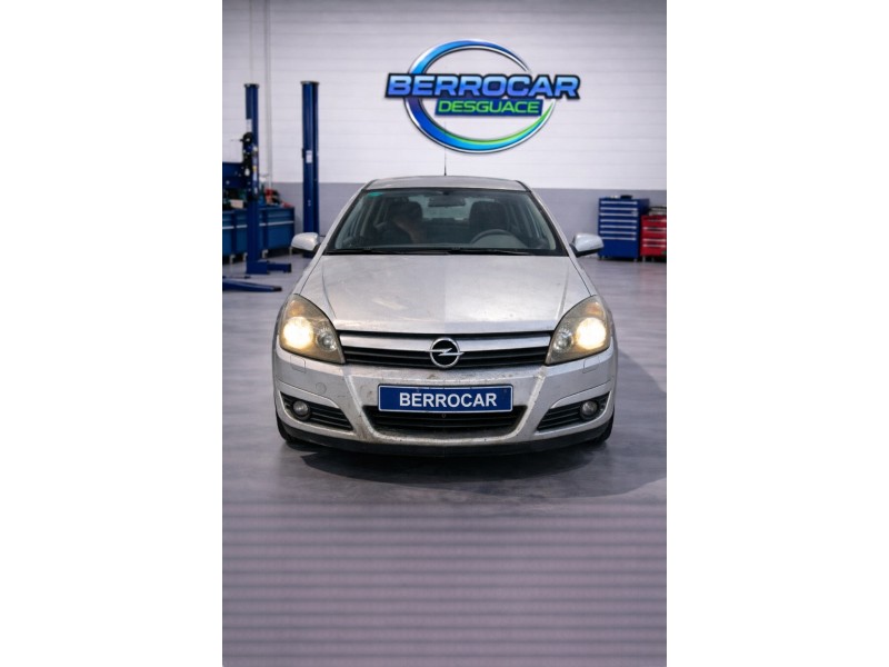 opel astra h (a04) del año 2005