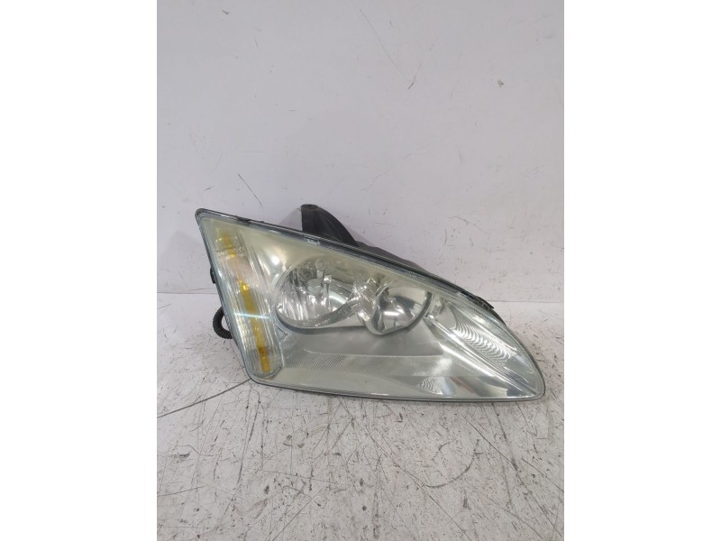 Recambio de faro derecho para ford focus ii sedán (db_, fch, dh) 1.6 tdci referencia OEM IAM 1480979  