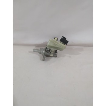 Recambio de bomba freno para peugeot 107 (pm_, pn_) 1.4 hdi referencia OEM IAM 0204Y21821  