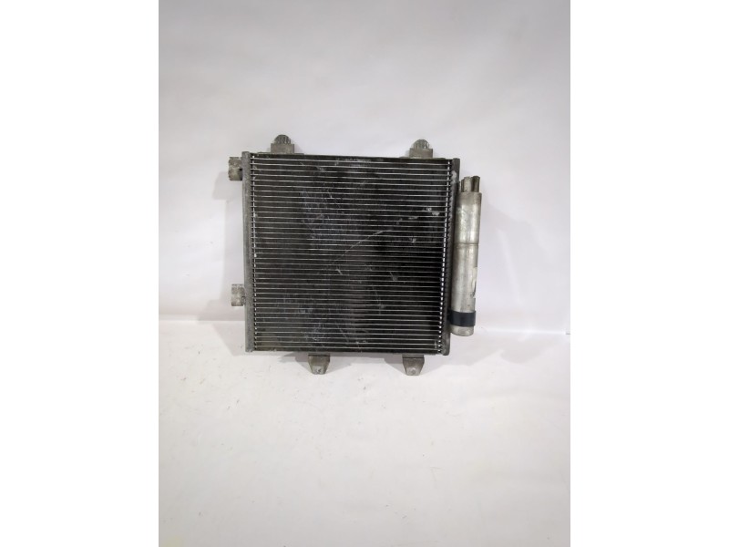 Recambio de condensador / radiador aire acondicionado para peugeot 107 (pm_, pn_) 1.4 hdi referencia OEM IAM 868483R  