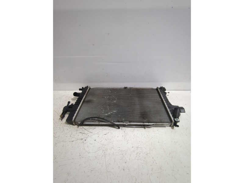 Recambio de radiador agua para opel astra h sedán (a04) 1.7 cdti (l69) referencia OEM IAM 13143570  