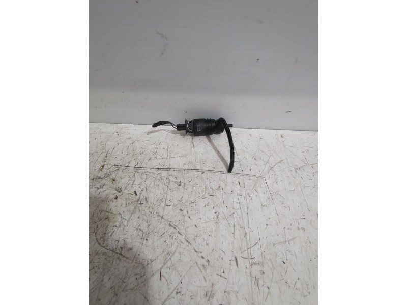 Recambio de bomba limpia para opel astra h sedán (a04) 1.7 cdti (l69) referencia OEM IAM 90585761  