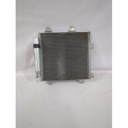 Recambio de condensador / radiador aire acondicionado para peugeot 107 (pm_, pn_) 1.4 hdi referencia OEM IAM 6455EE  