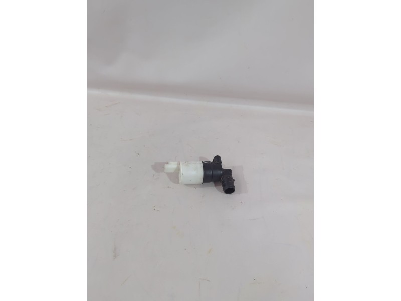 Recambio de bomba limpia para peugeot 107 (pm_, pn_) 1.4 hdi referencia OEM IAM 643476  