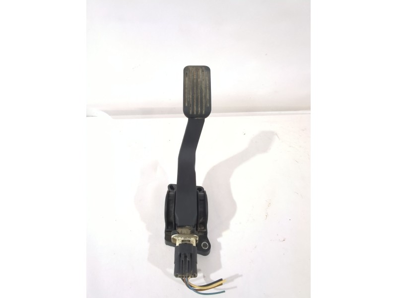 Recambio de pedal acelerador para peugeot 107 (pm_, pn_) 1.4 hdi referencia OEM IAM 1601G4  