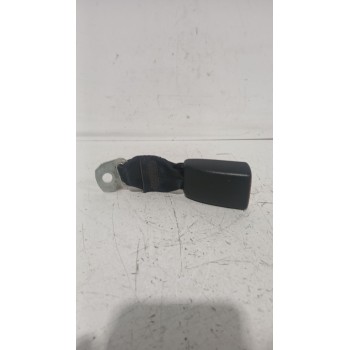 Recambio de enganche cinturon trasero derecho para peugeot 107 (pm_, pn_) 1.4 hdi referencia OEM IAM 8974LP  