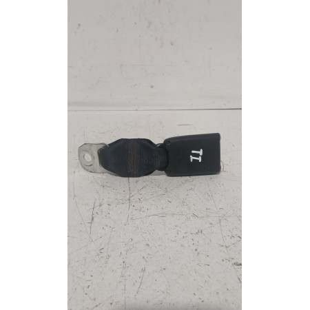 Recambio de enganche cinturon trasero izquierdo para peugeot 107 (pm_, pn_) 1.4 hdi referencia OEM IAM 8974LP  