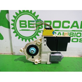 MOTOR ELEVALUNAS DELANTERO DERECHO 0536010901 