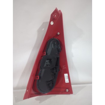 Recambio de piloto trasero derecho para peugeot 107 (pm_, pn_) 1.4 hdi referencia OEM IAM 6351X6  