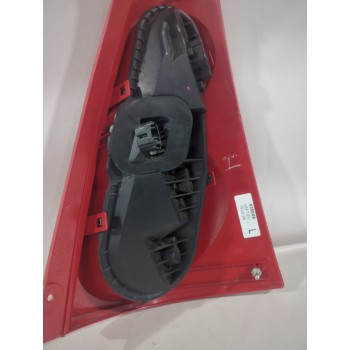 Recambio de piloto trasero derecho para peugeot 107 (pm_, pn_) 1.4 hdi referencia OEM IAM 6351X6  