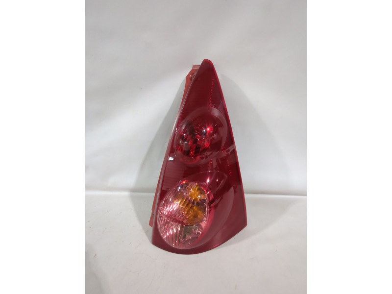 Recambio de piloto trasero izquierdo para peugeot 107 (pm_, pn_) 1.4 hdi referencia OEM IAM 6350X6  