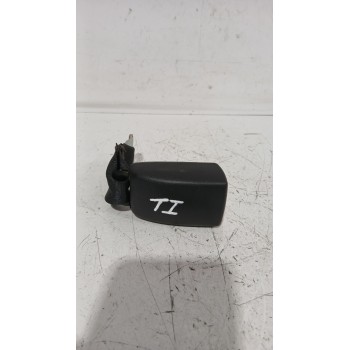 Recambio de enganche cinturon trasero izquierdo para citroën c1 (pm_, pn_) 1.4 hdi referencia OEM IAM 8974LP  