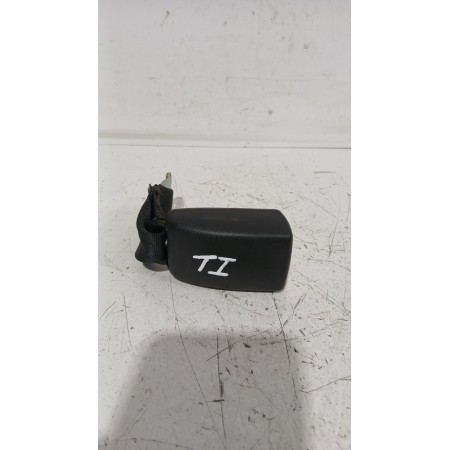 Recambio de enganche cinturon trasero izquierdo para citroën c1 (pm_, pn_) 1.4 hdi referencia OEM IAM 8974LP  