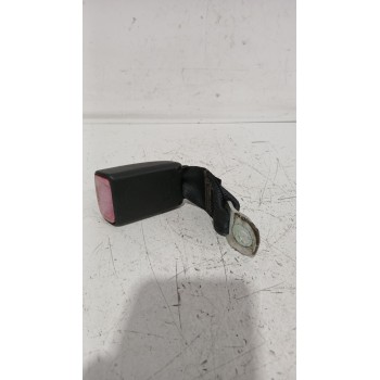 Recambio de enganche cinturon trasero izquierdo para citroën c1 (pm_, pn_) 1.4 hdi referencia OEM IAM 8974LP  