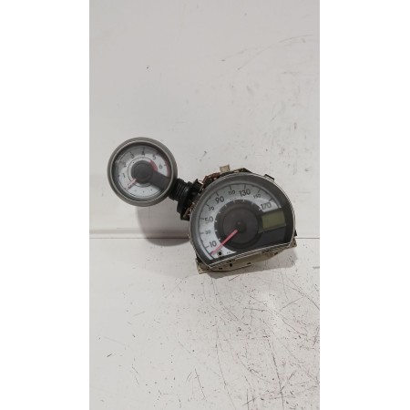 Recambio de cuadro instrumentos para citroën c1 (pm_, pn_) 1.4 hdi referencia OEM IAM 8211RW  