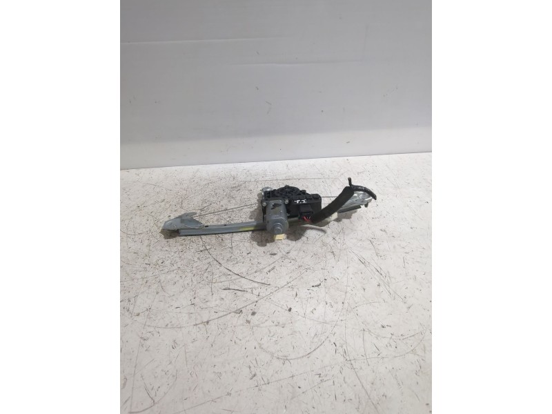 Recambio de elevalunas trasero izquierdo para opel astra h sedán (a04) 1.7 cdti (l69) referencia OEM IAM 13100420  